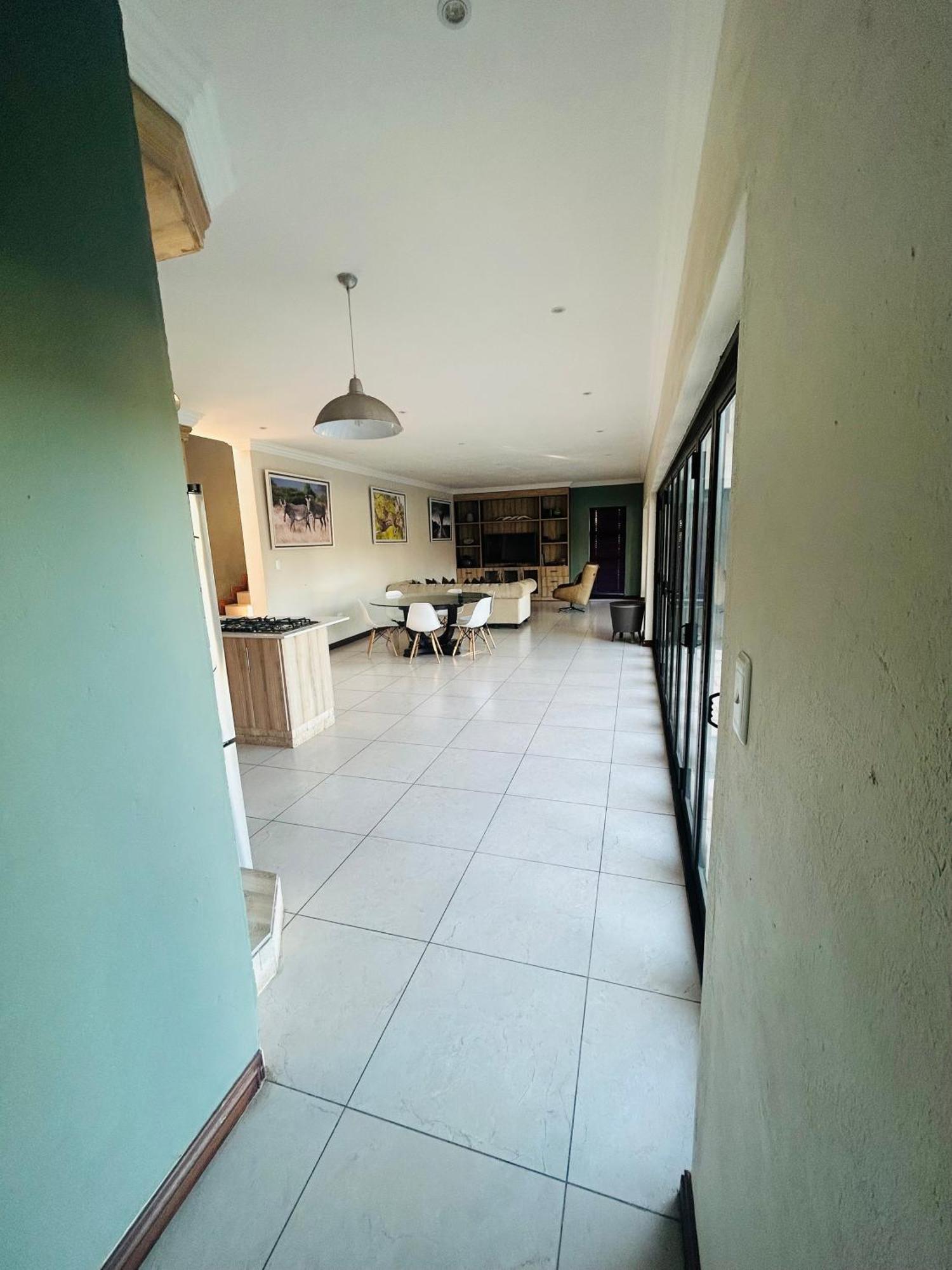 Bluewave Lifestyle Villa Hartbeespoort Luaran gambar
