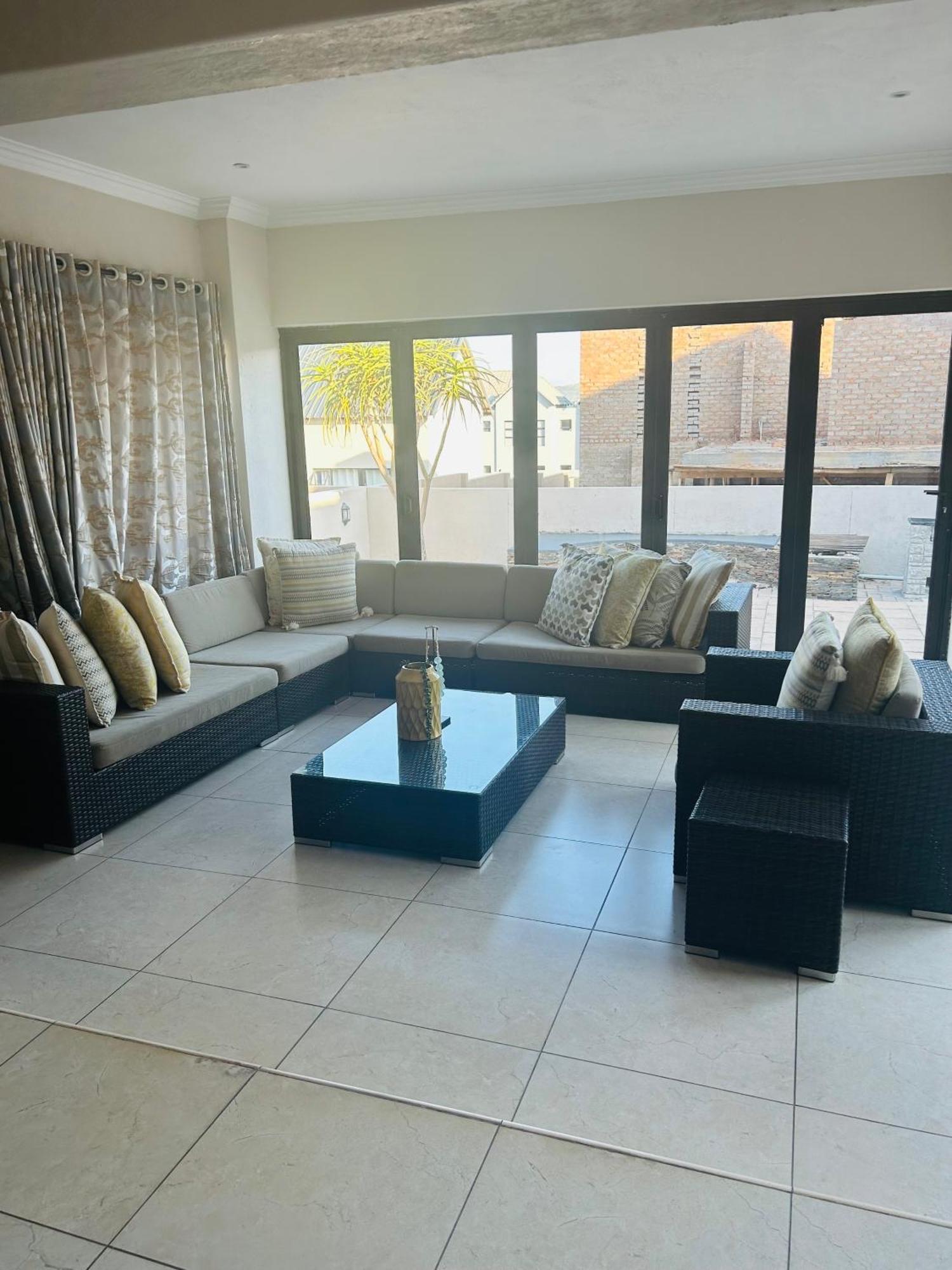 Bluewave Lifestyle Villa Hartbeespoort Luaran gambar